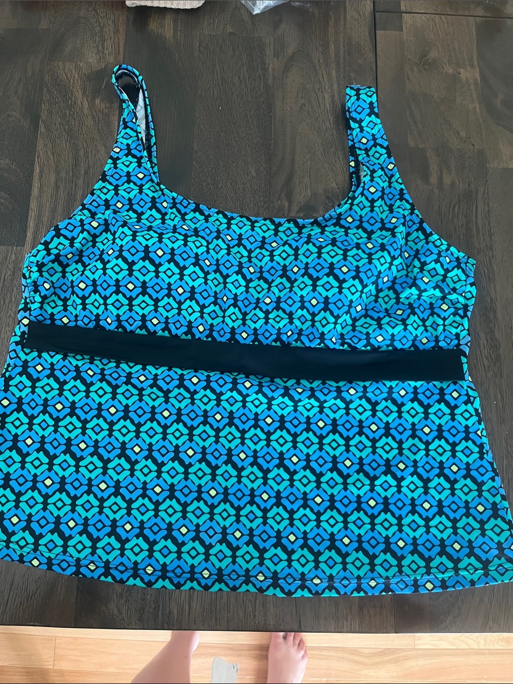 St. John's Bay Blue & Black Geometric Tankini Top Swimsuit Top 18W 18 W like new
